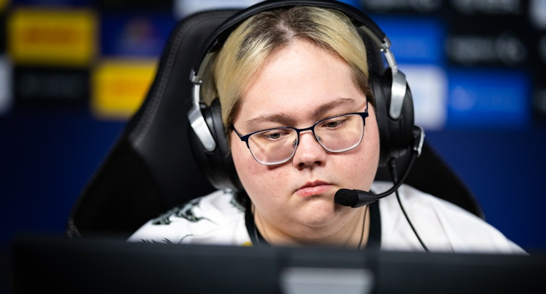Enthusiastic reactions from analysts talents and former players